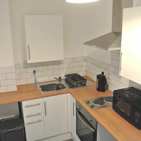 מנצ'סטר Approved Serviced Apartments Gorse Hill מראה חיצוני תמונה