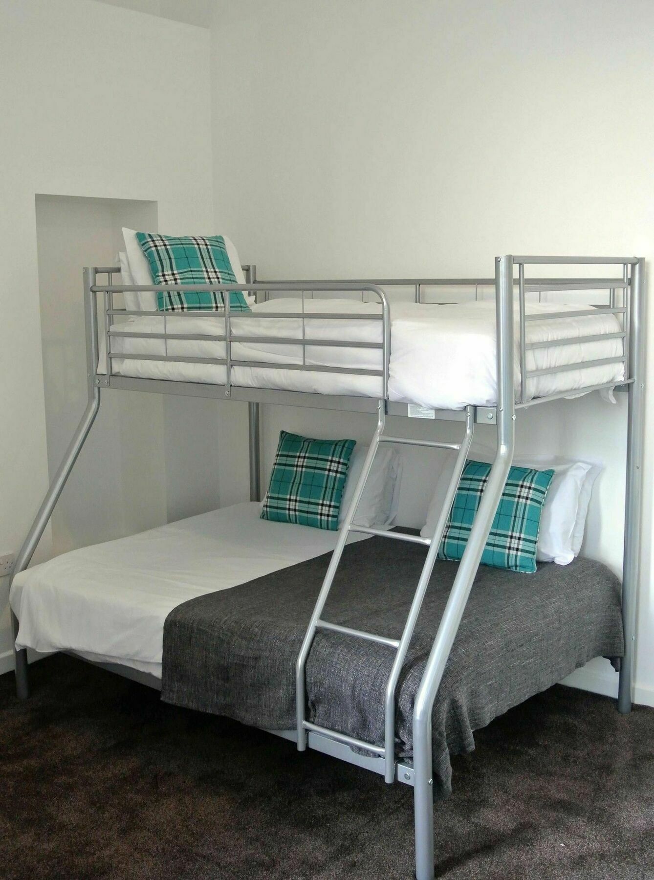 מנצ'סטר Approved Serviced Apartments Gorse Hill מראה חיצוני תמונה