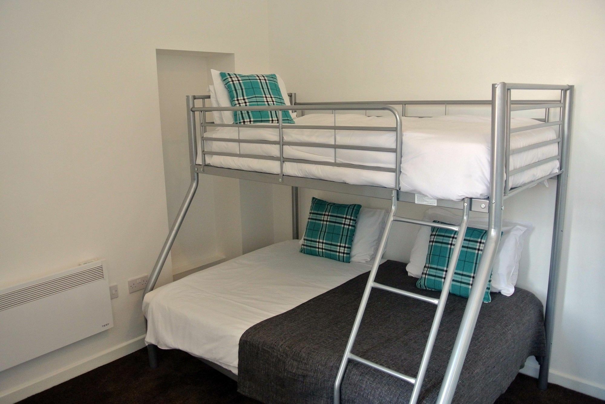 מנצ'סטר Approved Serviced Apartments Gorse Hill מראה חיצוני תמונה